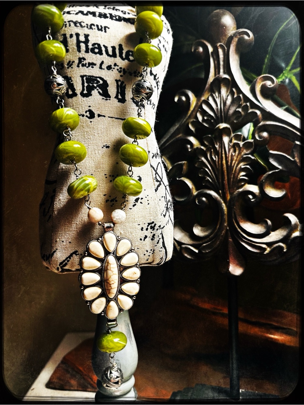 White Howlite Concha & Green Statement Necklace.